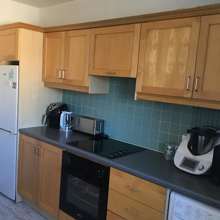 Spacious 3 Bedroom With Parking Apartamento