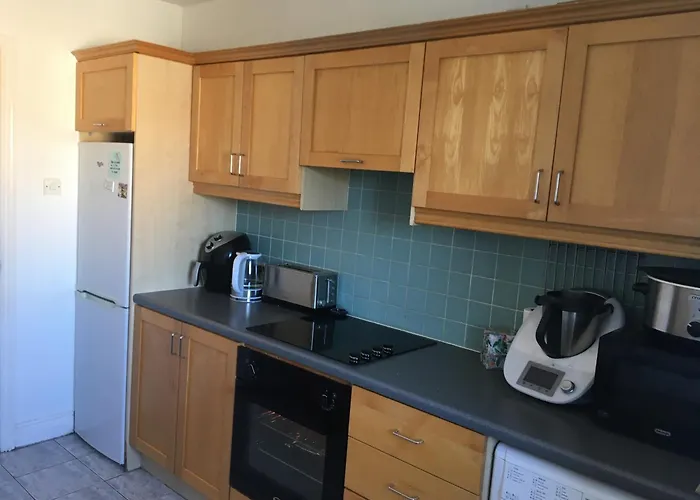 Spacious 3 Bedroom With Parking Апартаменты