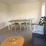 Spacious 3 Bedroom With Parking Appartamento *