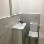Spacious 3 Bedroom With Parking Apartment Dublin