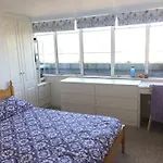 Spacious 3 Bedroom With Parking Apartment Dublin