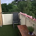 Spacious 3 Bedroom With Parking * Dublino