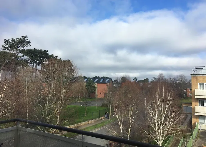 Spacious 3 Bedroom With Parking * 더블린